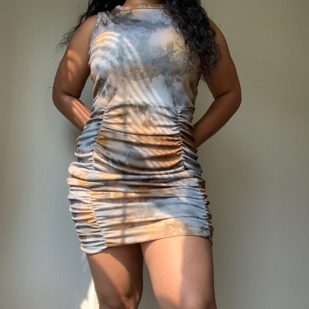 PRETTY LITTLE THING Tie Dye Ruched Dress